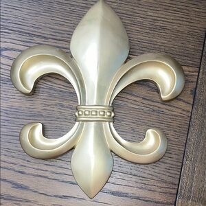 Gold Fleur-de-Lis Wall Decor